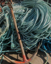 Load image into Gallery viewer, Castaway Ropeworks - recycled rope dog lead - blue